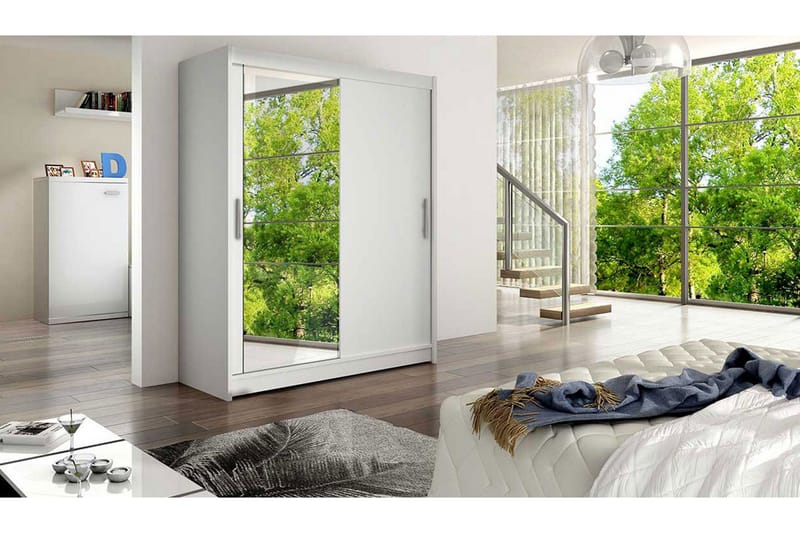 Leila Garderobe Skyvedører Speil - Hvit - Oppbevaring - Klesoppbevaring - Garderober & garderobesystem