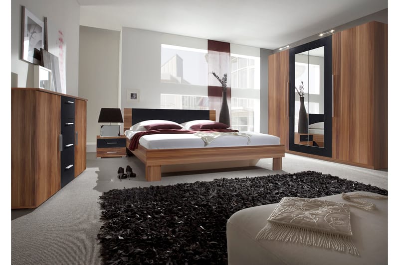 Nougan Garderobe - Oppbevaring - Klesoppbevaring - Garderober & garderobesystem