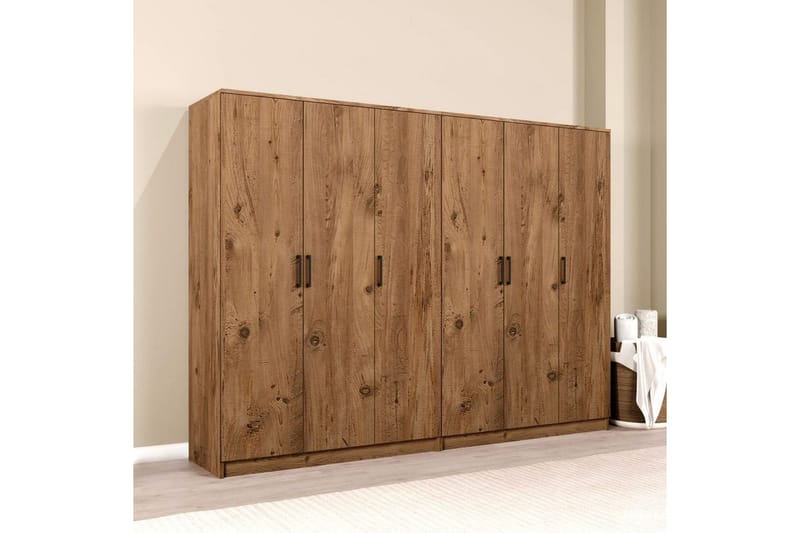 Olera Garderobe 240x180 cm - Natur - Oppbevaring - Klesoppbevaring - Garderober & garderobesystem