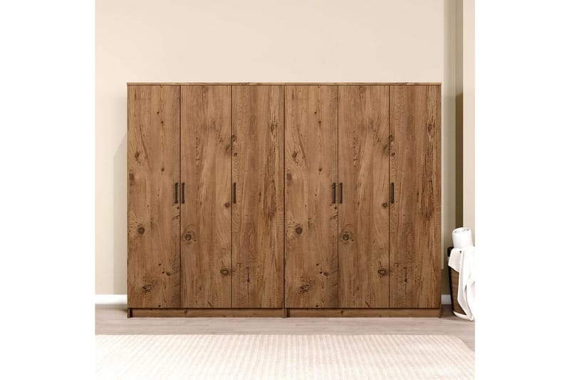 Olera Garderobe 240x180 cm - Natur - Oppbevaring - Klesoppbevaring - Garderober & garderobesystem