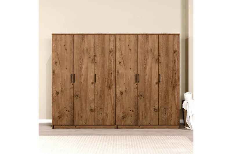 Olera Garderobeskap 240 cm i Lyst Tre - Brun - Oppbevaring - Klesoppbevaring - Garderober & garderobesystem