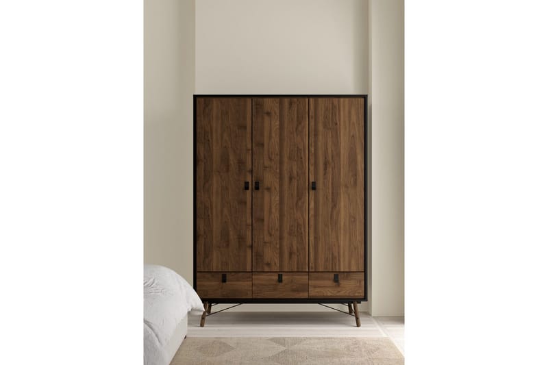 Tadami Garderobe 150x200 cm - Svart/Natur - Oppbevaring - Klesoppbevaring - Garderober & garderobesystem