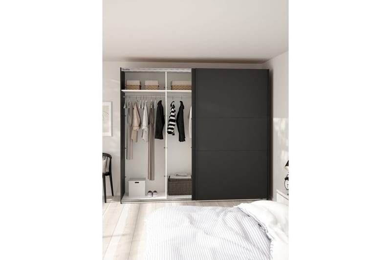 Takeru Garderobe 244x221 cm - Svart - Oppbevaring - Klesoppbevaring - Garderober & garderobesystem
