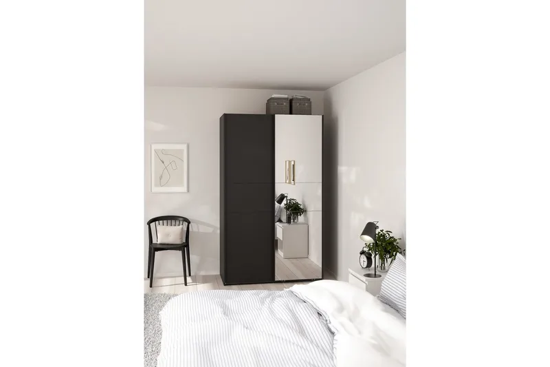 Takeru Garderobe med Speil 119x200 cm - Svart - Oppbevaring - Klesoppbevaring - Garderober & garderobesystem