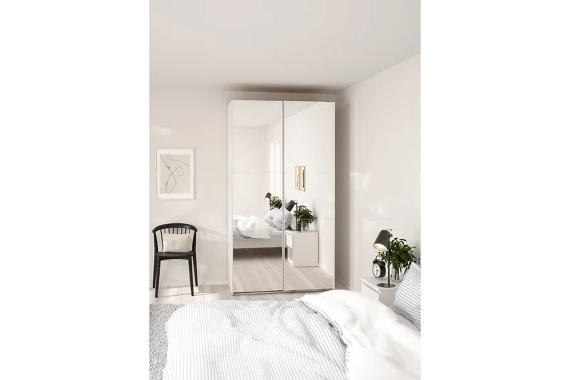 Takeru Garderobe med Speil 119x220 cm - Hvit - Oppbevaring - Klesoppbevaring - Garderober & garderobesystem