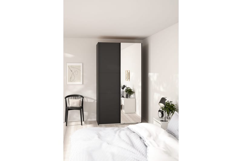 Takeru Garderobe med Speil 119x221 cm - Svart - Oppbevaring - Klesoppbevaring - Garderober & garderobesystem