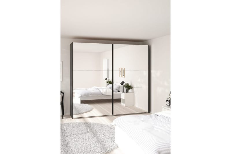 Takeru Garderobe med Speil 244x220 cm - Svart - Oppbevaring - Klesoppbevaring - Garderober & garderobesystem