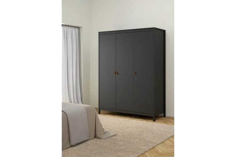 Vallvidera Garderobe 150x199 cm - Svart - Oppbevaring - Klesoppbevaring - Garderober & garderobesystem