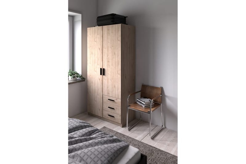 Vandana Garderobe 99x200 cm - Brun - Oppbevaring - Klesoppbevaring - Garderober & garderobesystem