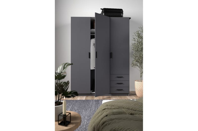 Vandana Garderobe - Flerfarget - Oppbevaring - Klesoppbevaring - Garderober & garderobesystem