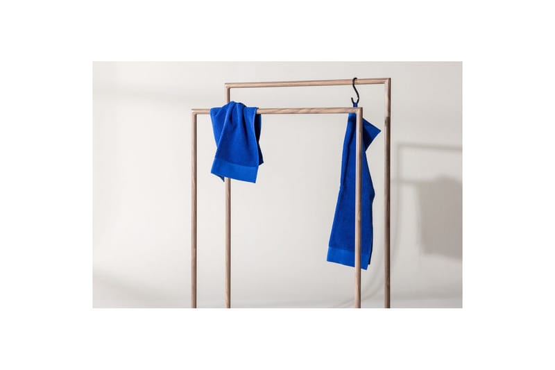 Kleshengere Alva - Oppbevaring - Klesoppbevaring - Stumtjener - Klesstativ