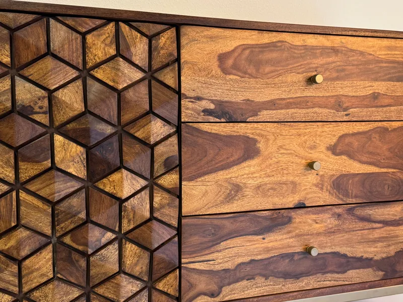 Coruna skjenk 180 cm - varm mørkebrun og gull - Oppbevaring - Oppbevaringsmøbler - Sideboard & skjenker
