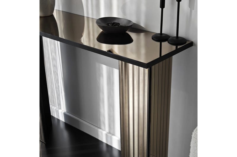 Ezlyn Kommode 105 cm - Bronse - Møbler - Bord - Avlastningsbord - Konsollbord