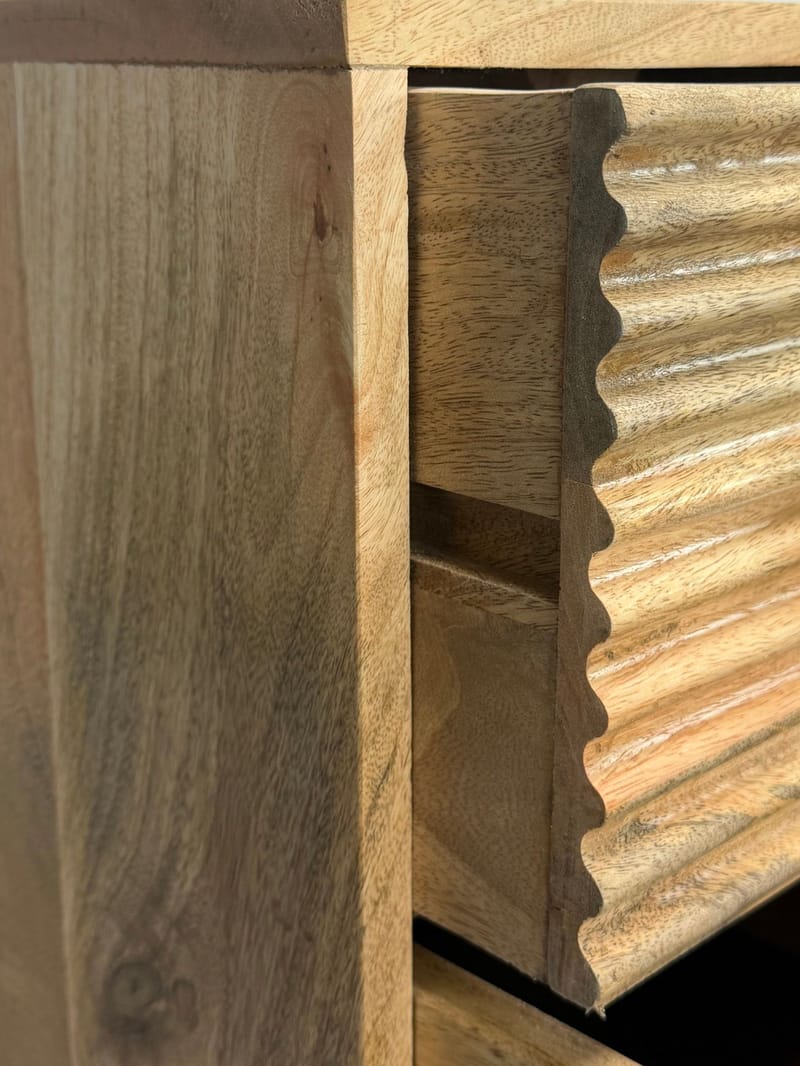 Livara skjenk 160 cm industriell stil - lys naturbrun og svart - Oppbevaring - Oppbevaringsmøbler - Sideboard & skjenker