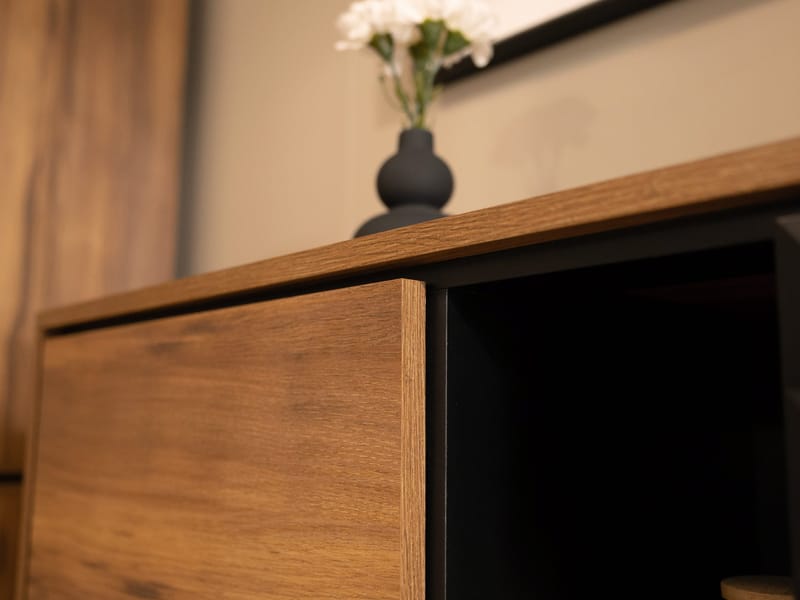 Lorvenn Skjenk 190x40 cm - Brun/Svart - Oppbevaring - Oppbevaringsmøbler - Sideboard & skjenker