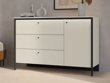 Navron Kommode 136 cm - Beige - Oppbevaring - Oppbevaringsmøbler - Kommode
