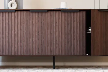 Kopparbo ribbet skjenk med oppbevaring - Mørkebrunt / Valnøtt / Tre - Oppbevaring - Oppbevaringsmøbler - Sideboard & skjenker
