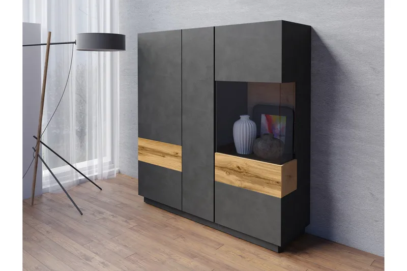 Tomeka Sideboard i Tre med Glassdør - Svartgrå - Oppbevaring - Oppbevaringsmøbler - Sideboard & skjenker
