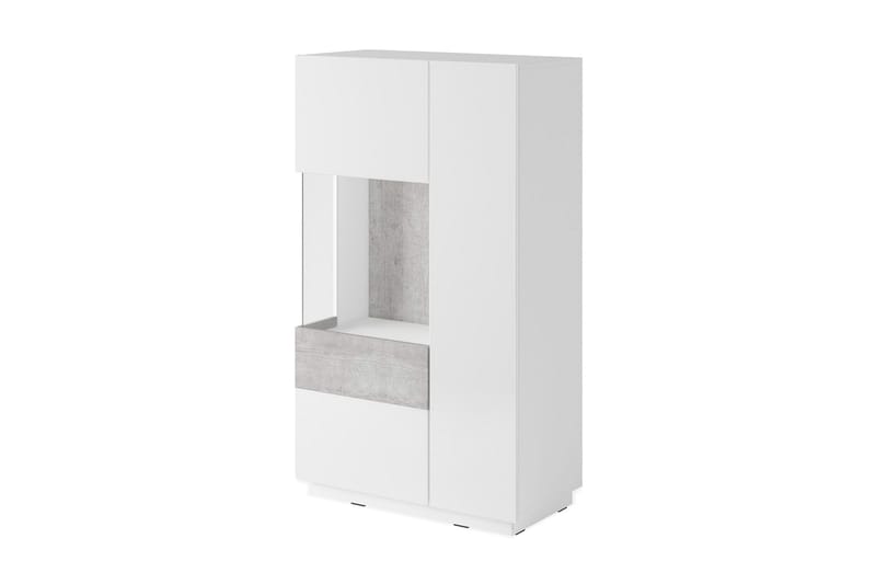 Tomeka Skjenk, undefined