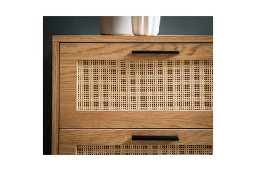 Skjenk Wohnling Melaminbelagt MDF Eik Optikk 3 Skuffer 1 Dør med Rattan Front Moderne - Møbler - Bord - Avlastningsbord - Brettbord og småbord