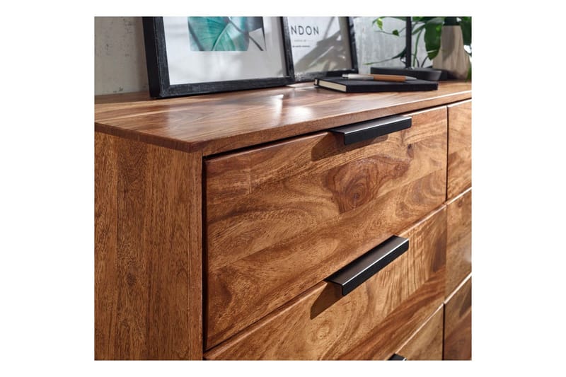 Skjenk Wohnling Solid tre 117 cm 6 skuffer filigrane metallben i landlig stil - Oppbevaring - Oppbevaringsmøbler - Sideboard & skjenker