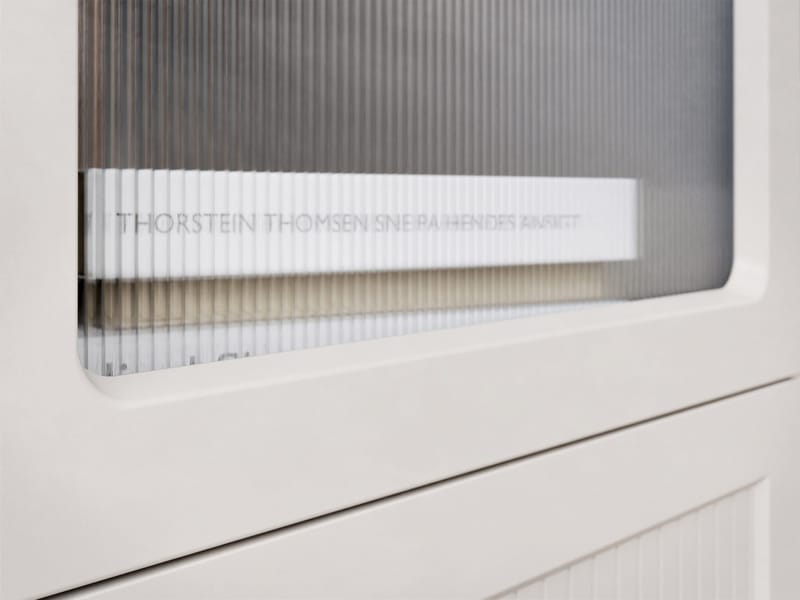 Fayric Vitrineskap 46x201 cm - Beige - Oppbevaring - Skap - Vitrineskap