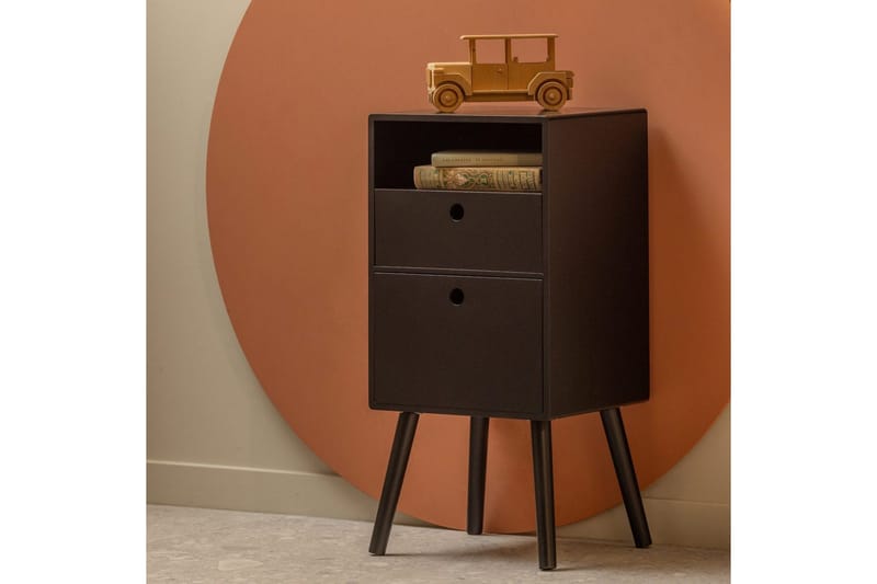 Nattbord Ozzy High - Møbler - Bord - Avlastningsbord - Sengebord & nattbord