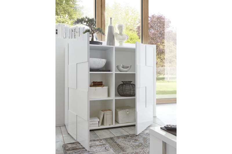 Dama Highboard 121 cm - Hvit Høyglanslakk - Oppbevaring - Skap - Oppbevaringsskap