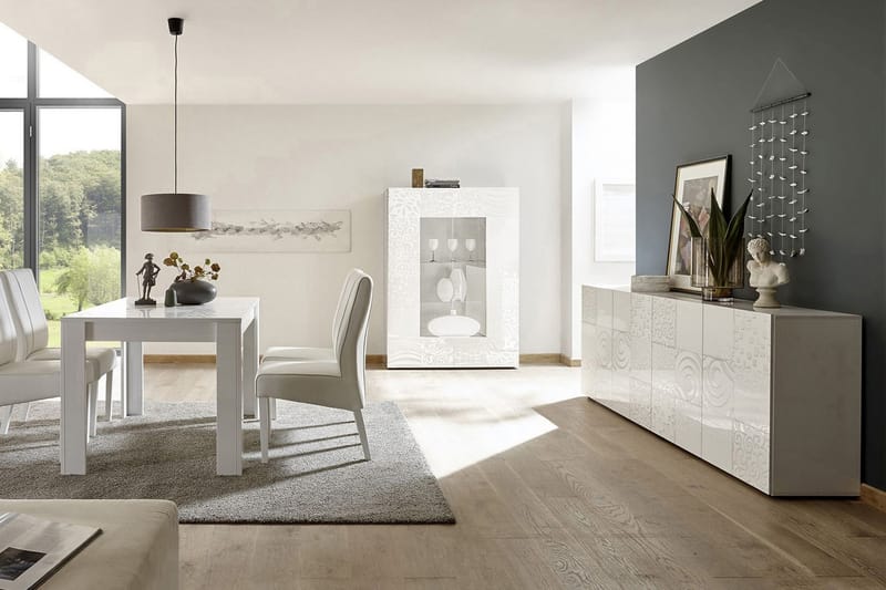 Mironne Vitrineskap 121 cm - Hvit - Oppbevaring - Skap - Vitrineskap