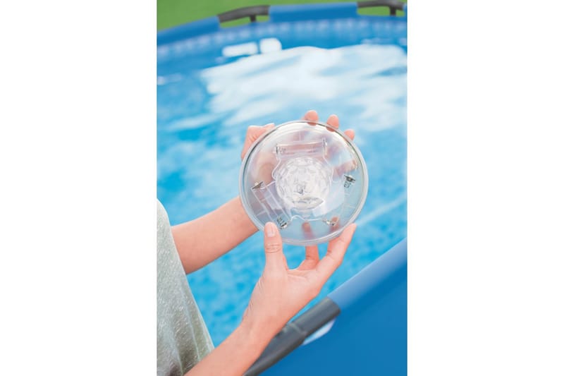 Bassenglamp Planet Pool Flowclear LED Flytende - Sport & fritid - Camping & vandring - Friluftsutstyr