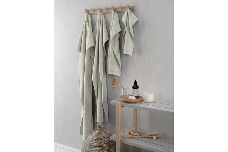 Dusjhåndkle Basic Frotté 65 x 130 cm - Sand - Tekstiler - Tekstiler baderom - Håndklær