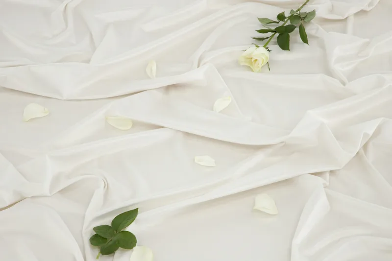 Mary Gardin 135x250 cm - Hvid - Tekstiler - Gardiner - Gardinlengder - Kanallengde