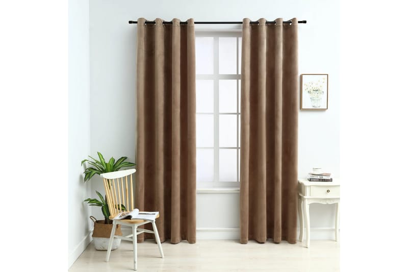 Lystette gardiner med ringer 2 stk fløyel beige 140x225 cm - Tekstiler - Gardiner - Mørkleggingsgardin