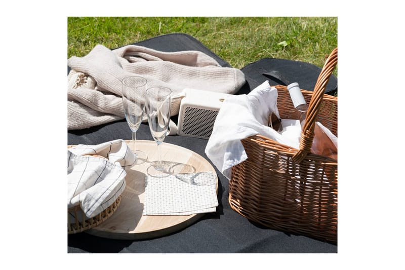 Picknick pledd 130 x 150 cm Svart - Svart - Sport & fritid - Camping & vandring - Friluftsutstyr