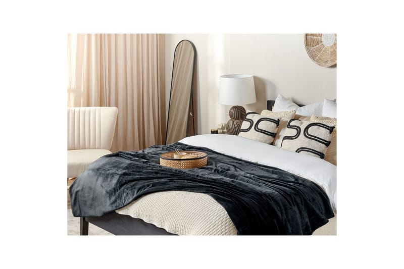 Pledd Bayburt Svart, 150x200 cm - Svart, 150x200 cm - Tekstiler - Pute & pledd - Tepper & pledd