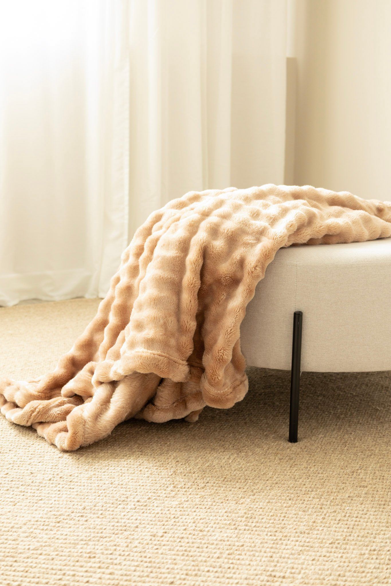 Pledd Pom Pom 150x220 cm - Caramel
