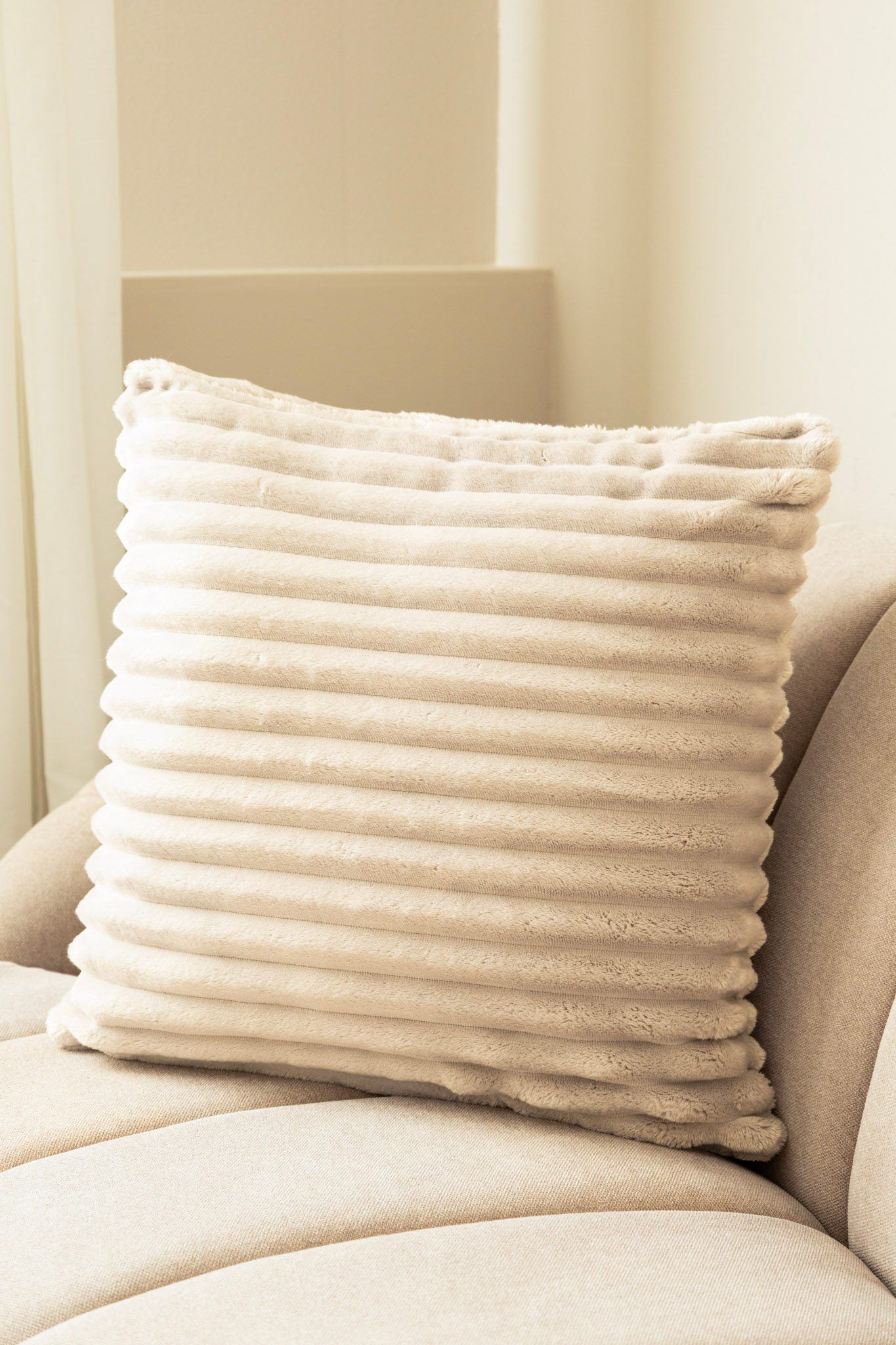 Pyntepute Stripe 50x50 cm - Sølv