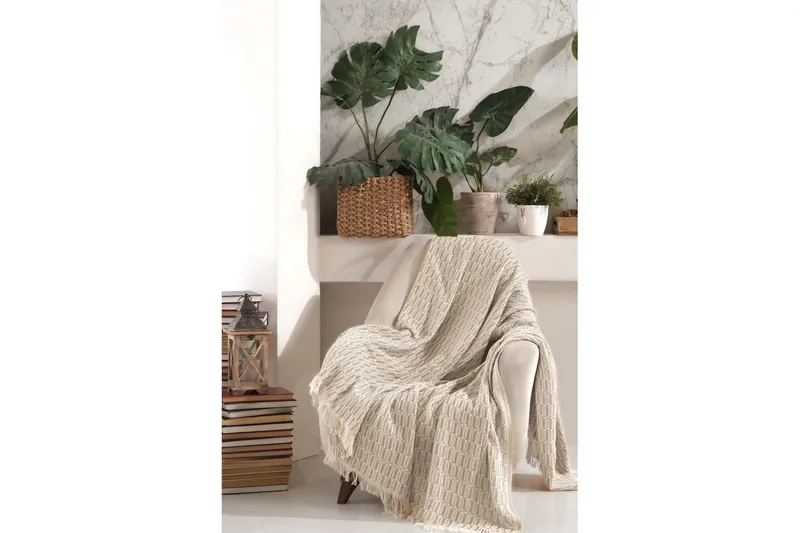 Sofatrekk Dawnvale Beige - Beige - Tekstiler - Pute & pledd - Tepper & pledd