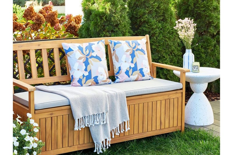 Vernole Utendørspute 45x45 cm - Hvit/Blå/Rosa - Tekstiler - Pute & pledd - Hagepute