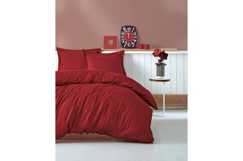 Cotton Box Sengetøysett Dobbelt 4-deler Premium Satin, Mørkerød
