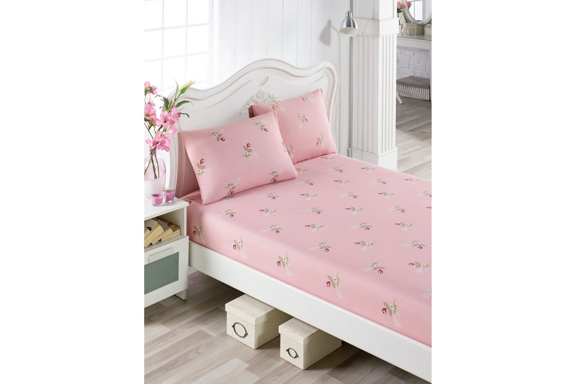 EnLora Home Laken Enkelt 100x200 cm+Putetrekk - Rosa/Grønn/Rød/Hvit