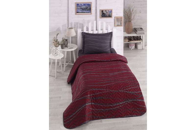 Eponj Home Sengeteppe Enkelt 160x220+Putetrekk Quiltet - Rød/Antrasitt - Tekstiler - Sengetøy - Sengetøysett & dynetrekksett