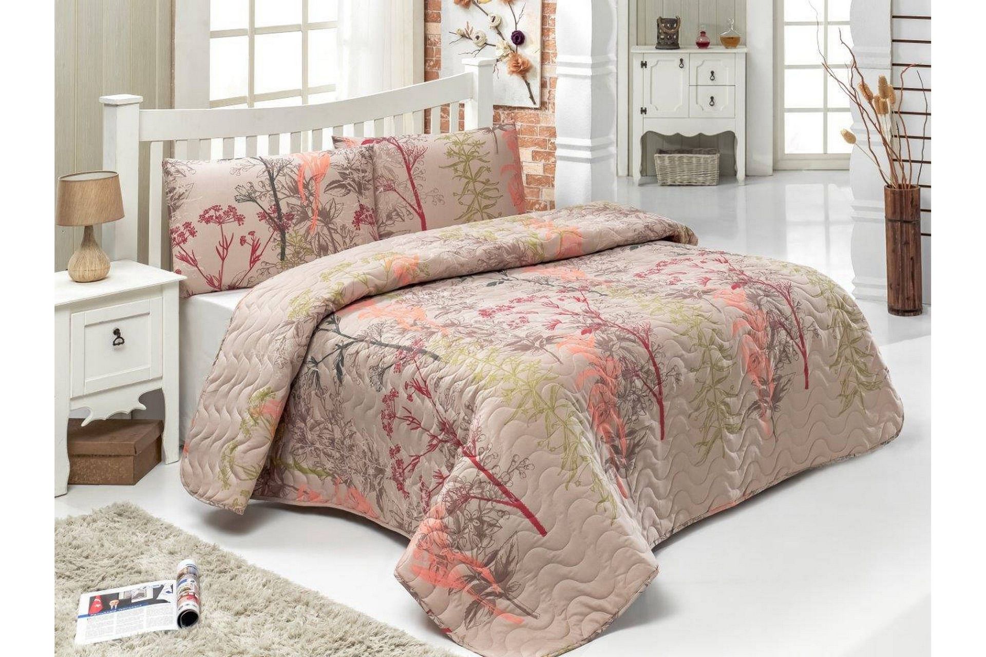 Eponj Home Sengeteppe Enkelt 160x220+Putetrekk Quiltet - Beige/Rød/Rosa/Grønn