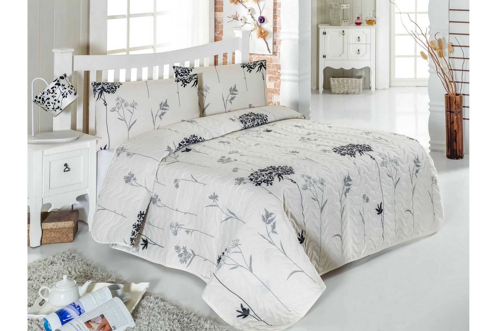 Eponj Home Sengeteppe Dobbelt 200x220+2 Putetrekk Quiltet - Grå/Beige/Svart