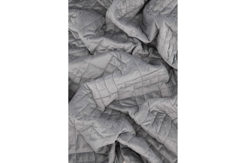 Jilly Sengeteppe 260x260 cm - Lysegrå - Tekstiler - Sengetøy - Sengeteppe - Sengeteppe dobbeltseng