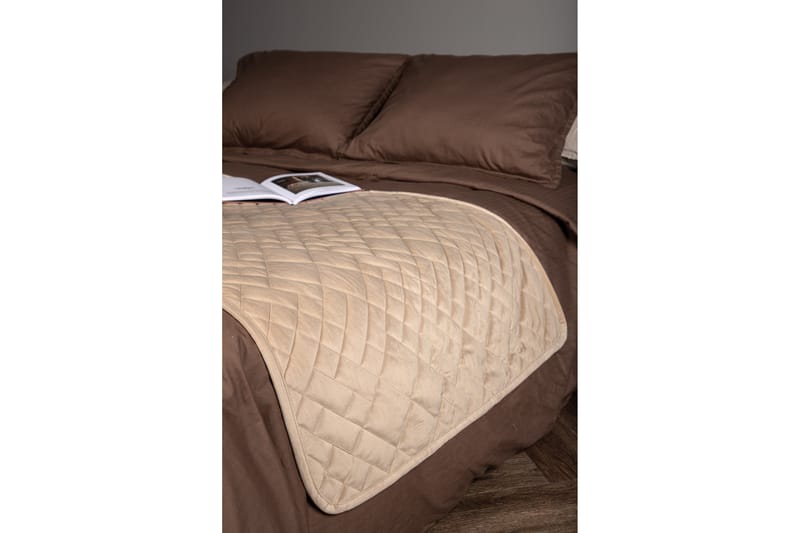 Jilly Sengeteppe 80x260 cm - Beige - Tekstiler - Sengetøy - Sengeteppe - Sengeteppe dobbeltseng