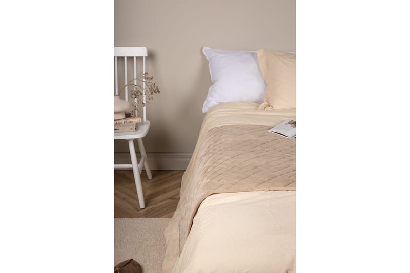 Jilly Sengeteppe 80x260 cm - Beige - Tekstiler - Sengetøy - Sengeteppe - Sengeteppe dobbeltseng