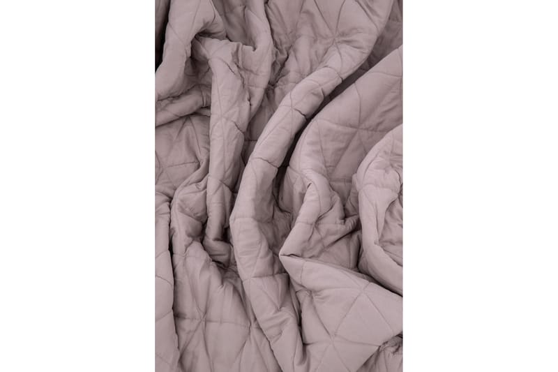 Nilla Sengeteppe 150x250 cm - Lys lyserød - Tekstiler - Sengetøy - Sengeteppe - Sengeteppe dobbeltseng