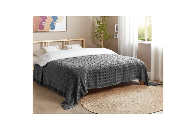 Sengeteppe Bere Grå, 220x240 cm - Grå, 220x240 cm - Tekstiler - Sengetøy - Sengeteppe - Sengeteppe dobbeltseng