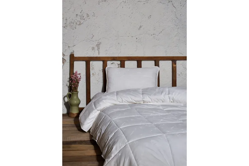 Cotton Box Sengeteppe 195x215 cm - Hvit - Tekstiler - Sengetøy - Sengeteppe - Sengeteppe dobbeltseng